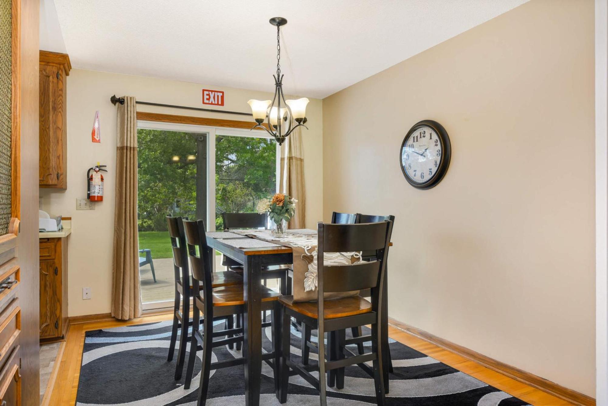 Cottage Grove Haven, Spacious 4-Bed, 3 Baths Retreat Εξωτερικό φωτογραφία