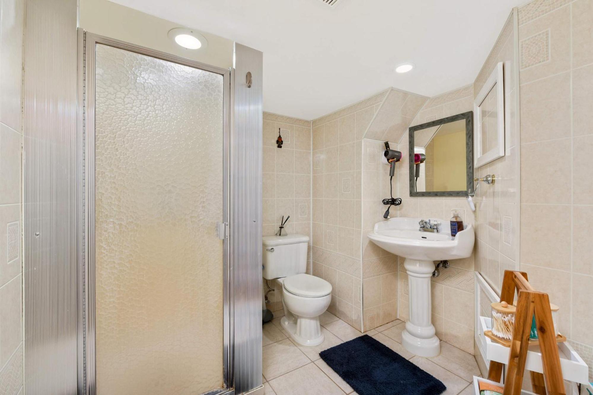 Cottage Grove Haven, Spacious 4-Bed, 3 Baths Retreat Εξωτερικό φωτογραφία