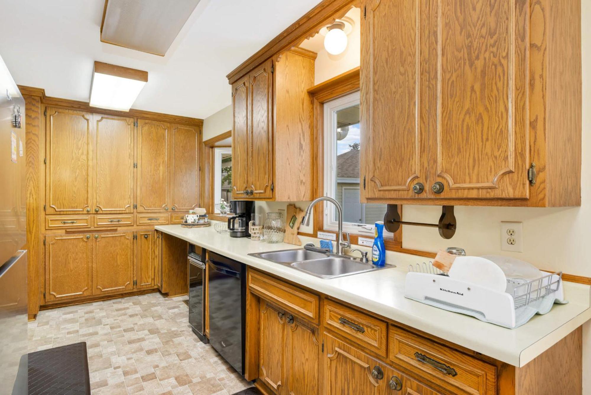 Cottage Grove Haven, Spacious 4-Bed, 3 Baths Retreat Εξωτερικό φωτογραφία